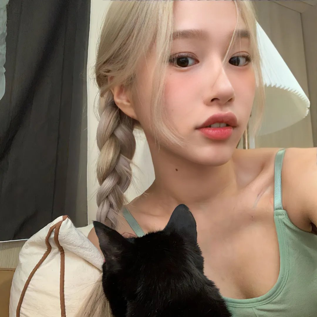 黑夜里的眼睛